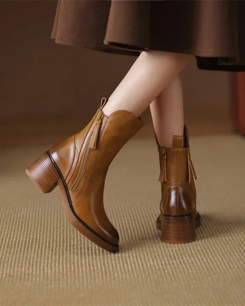 CORVIANOIR | ELEGANT ANKLE BOOTS
