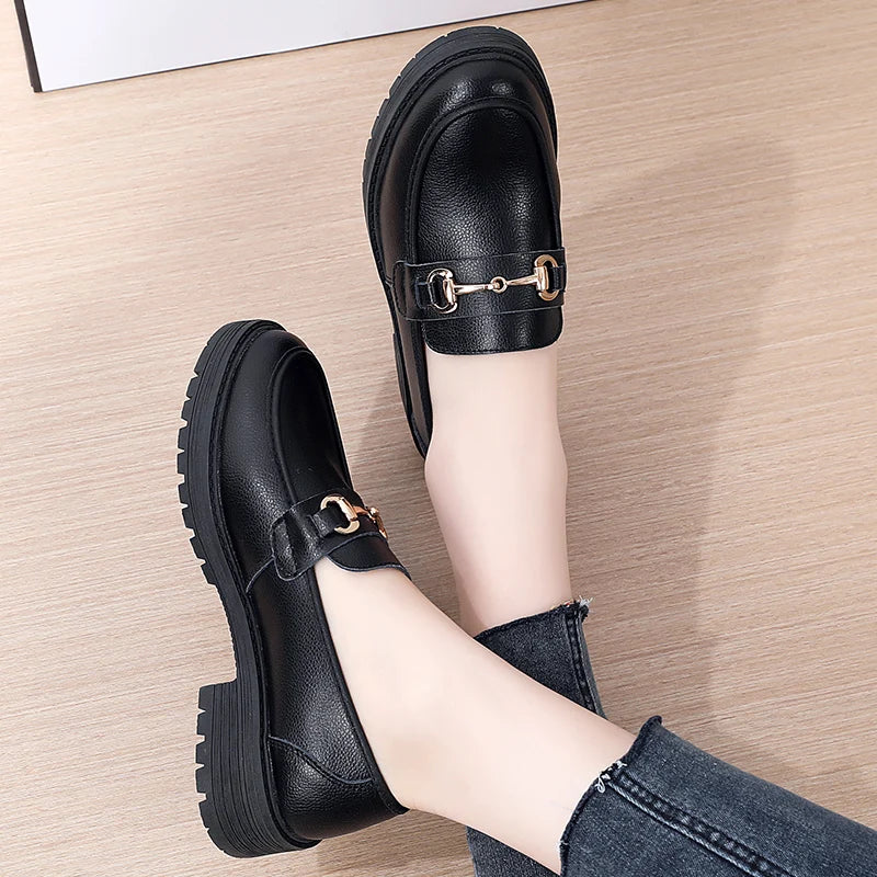Clara | Comfortable faux leather loafers
