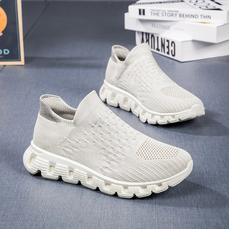 EVIE | COMFORTABLE SLIP-ON WALKERS