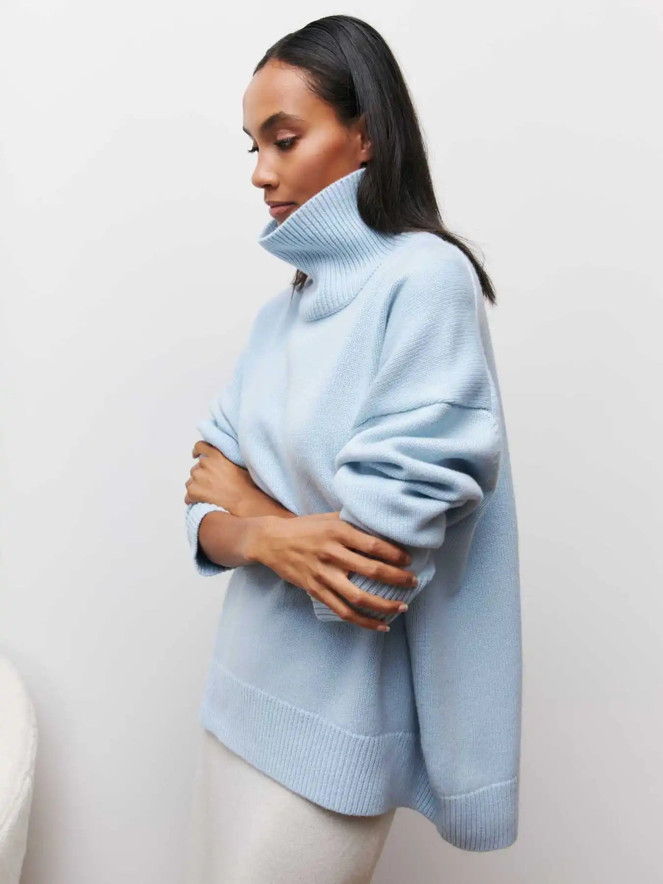 Persora™ | Relaxed Turtleneck Knit Sweater