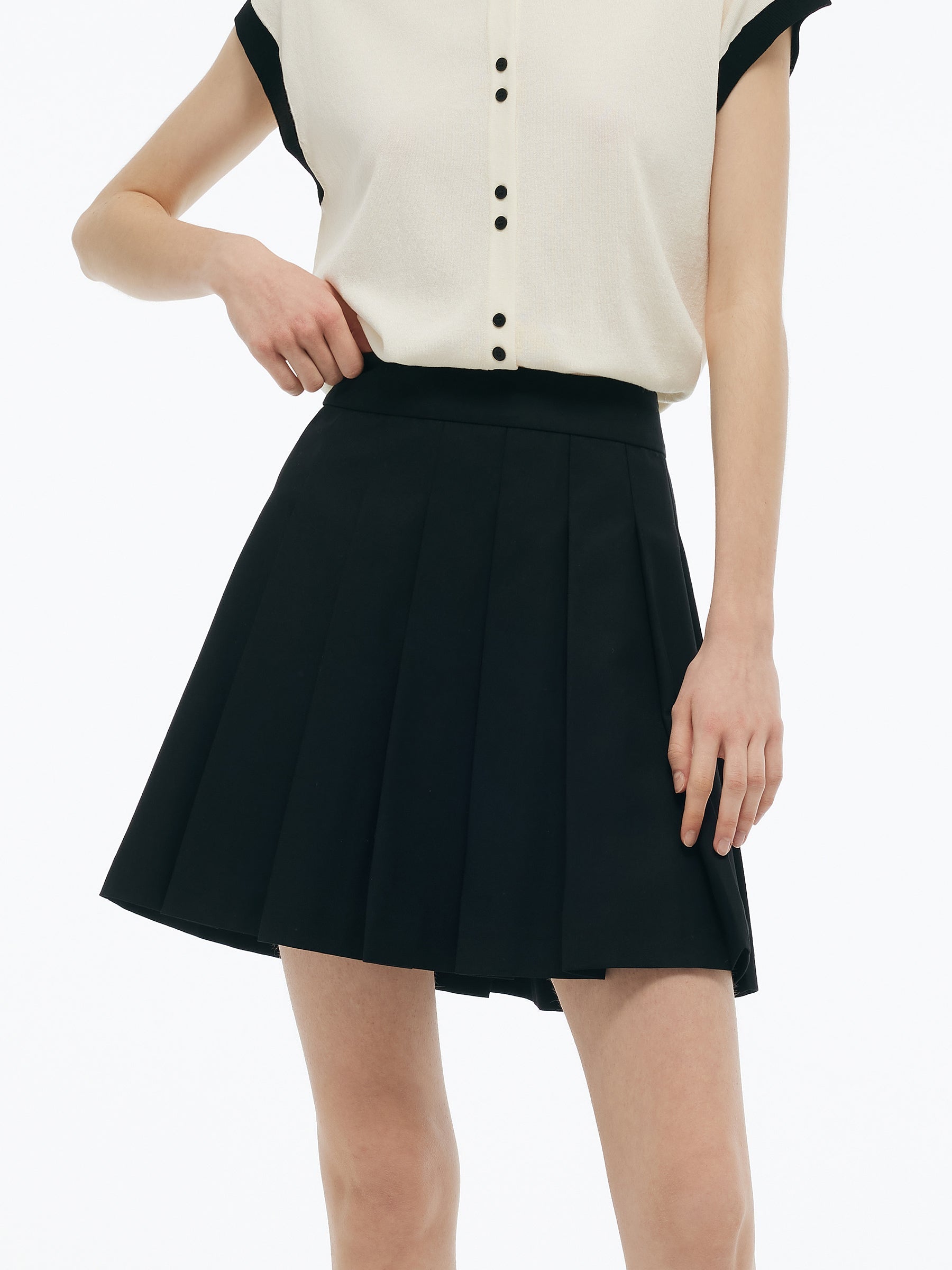 Persora™ | Pleated Mini Skirt
